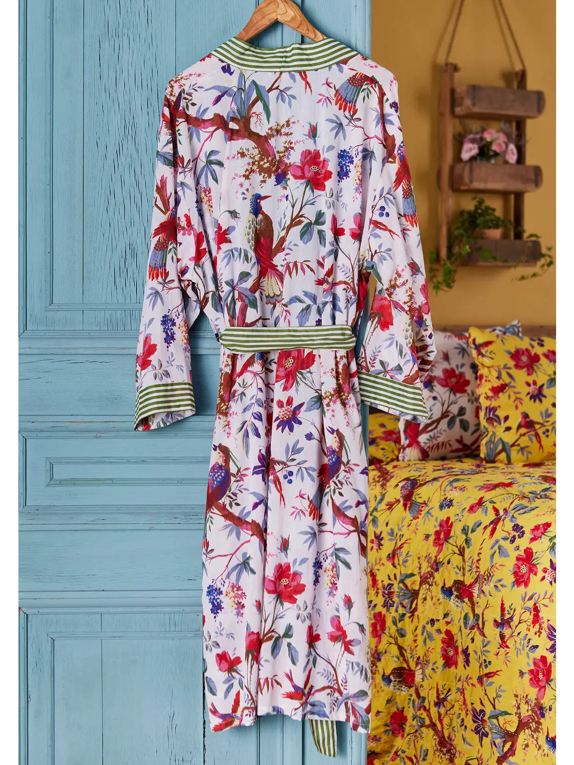 Bird of Paradise Dressing Gown - White