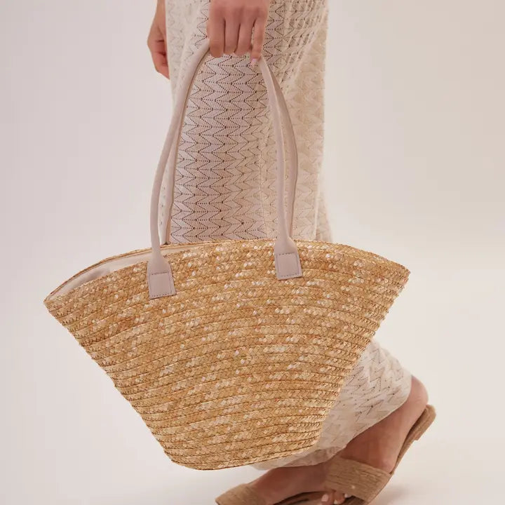 Straw Beach Basket Bag with Suede Handles in Natural